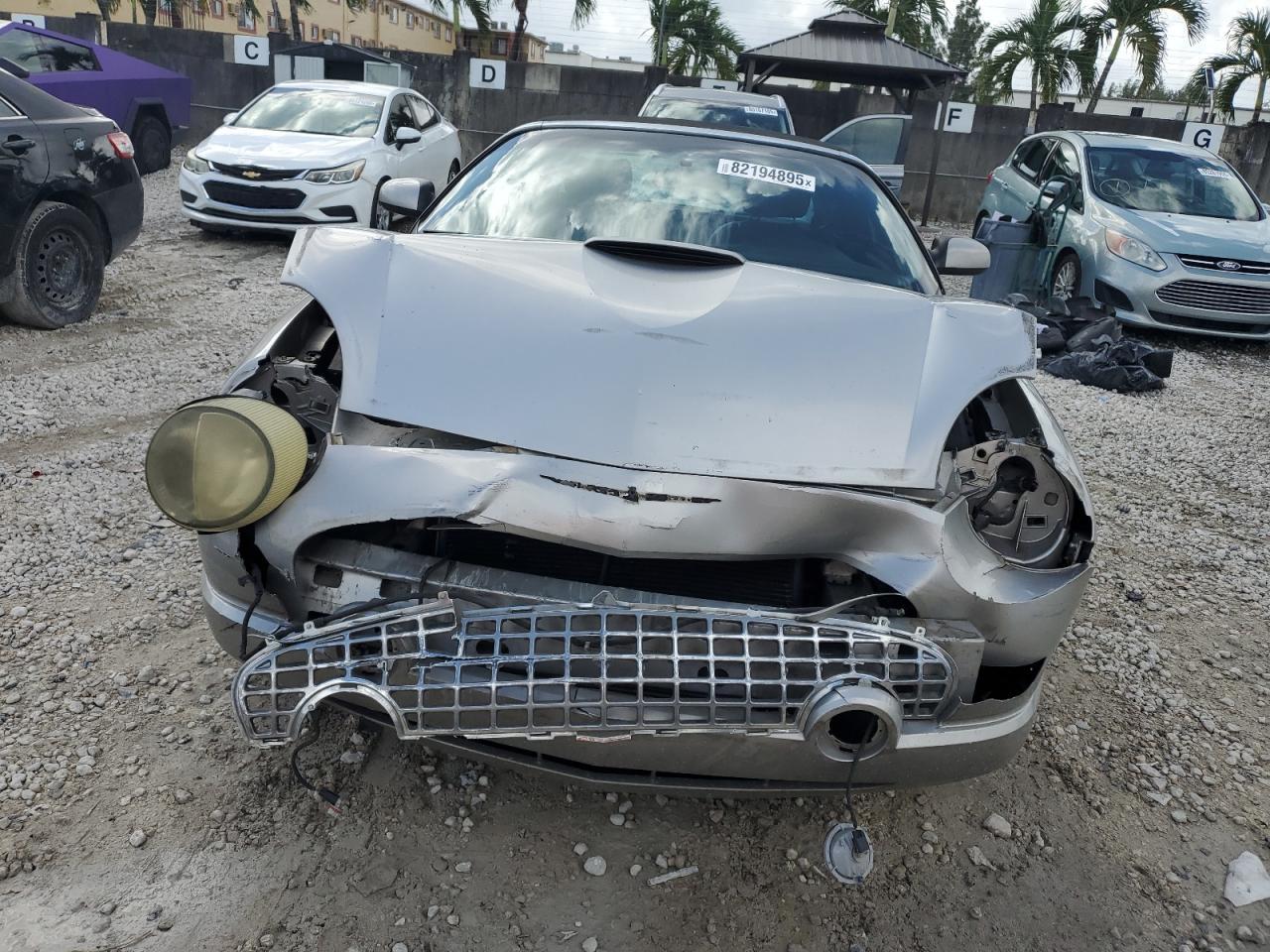 2005 Ford Thunderbird - Фото 5