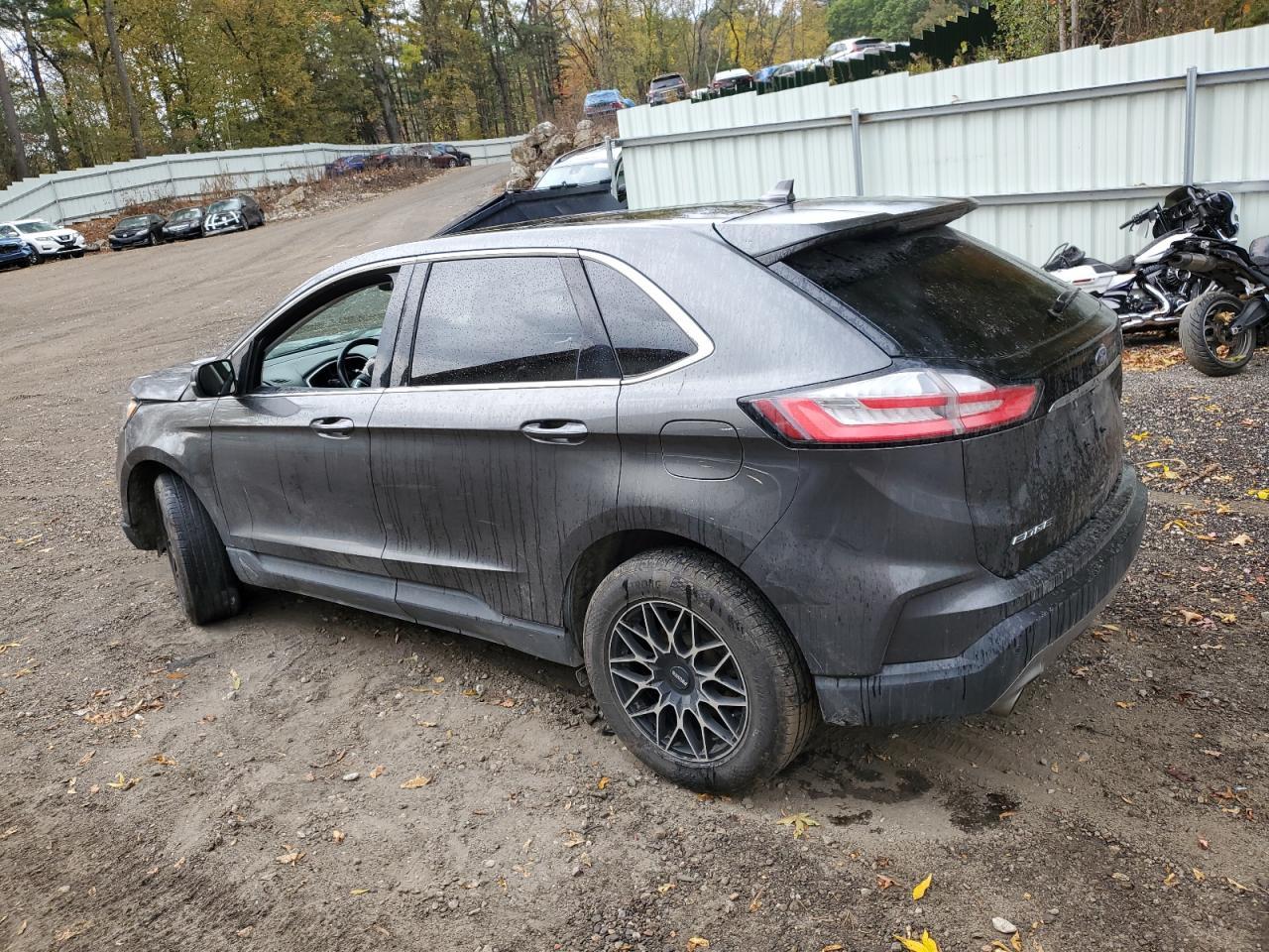 2019 Ford Edge Sel - Фото 2