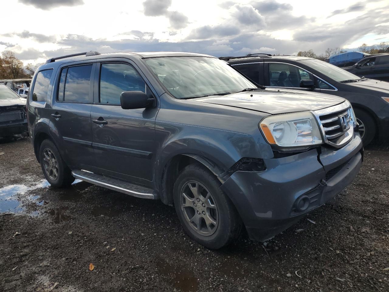 2013 Honda Pilot Lx - Image 4