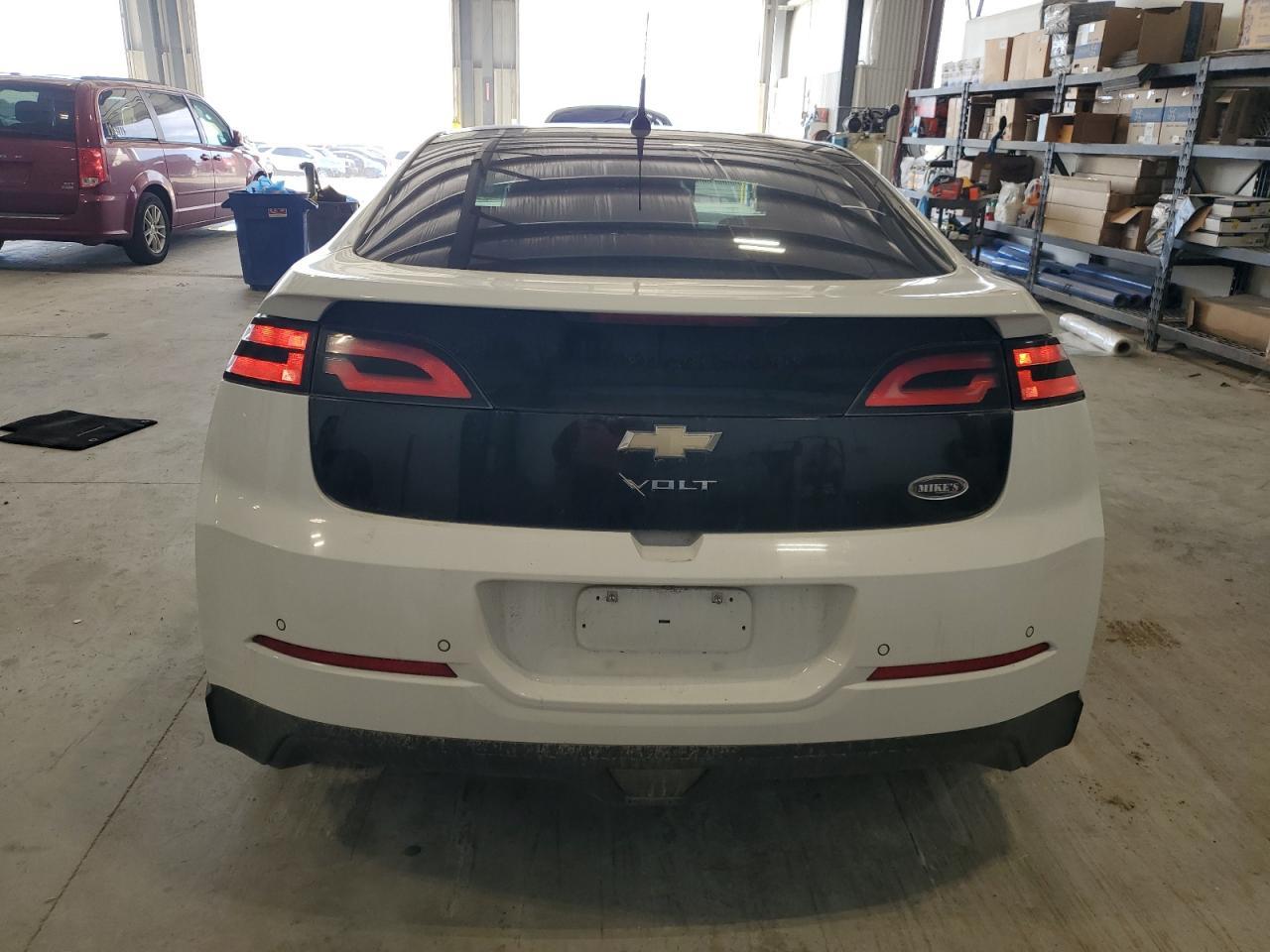 2012 Chev Volt - Image 6