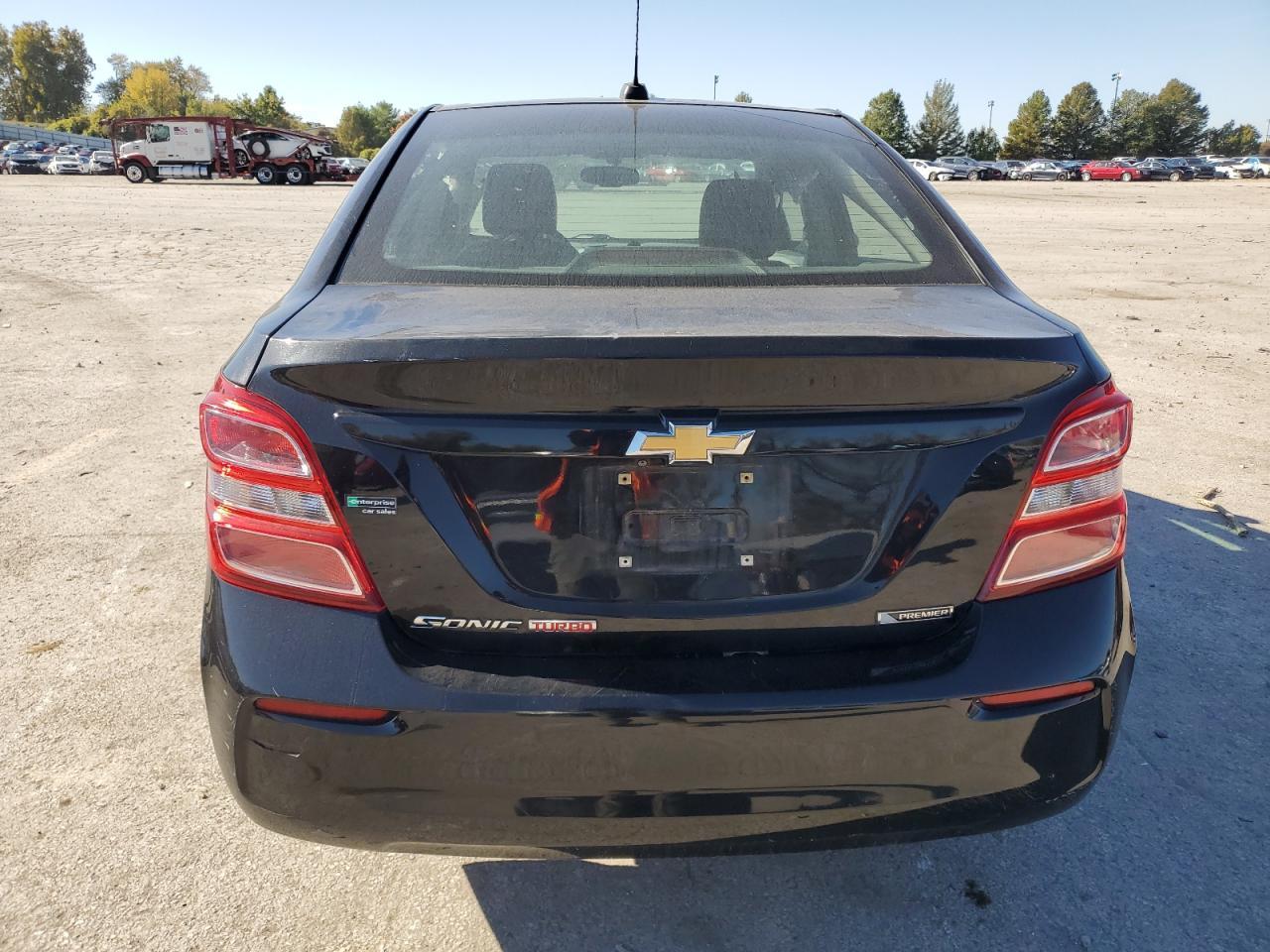 2017 Chevrolet Sonic Premier - Image 6