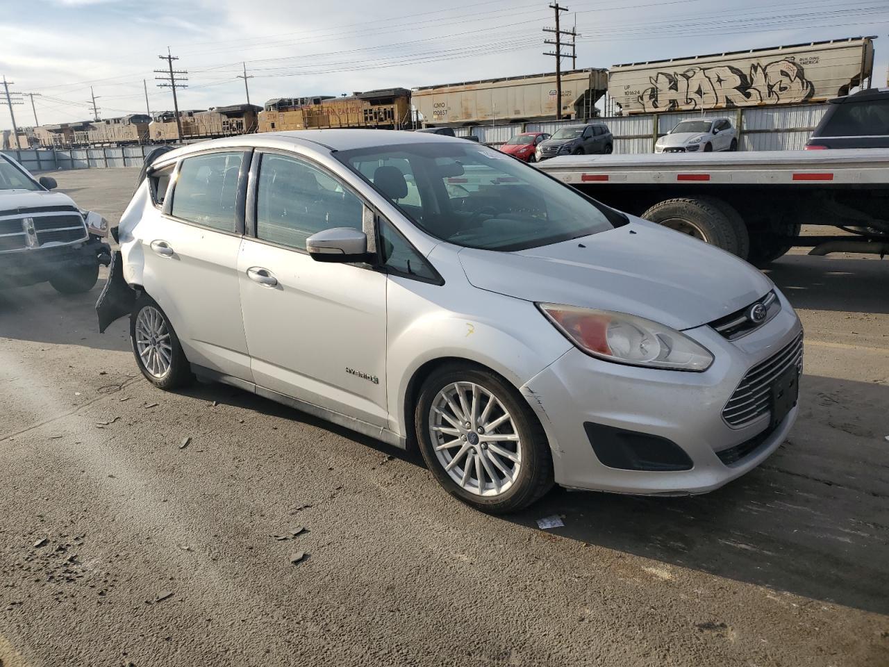 2015 Ford C-Max Se - Фото 4