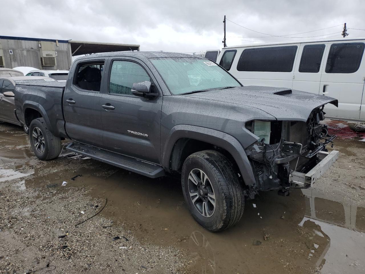 2017 Toyota Tacoma Double Cab - Фото 4