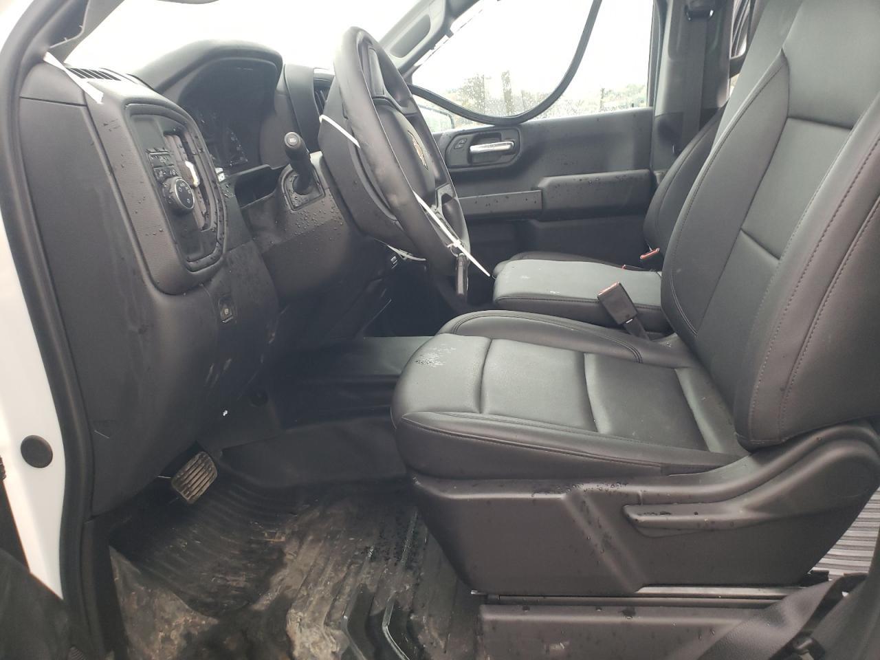 2024 Chevrolet Silverado C1500 - Фото 7