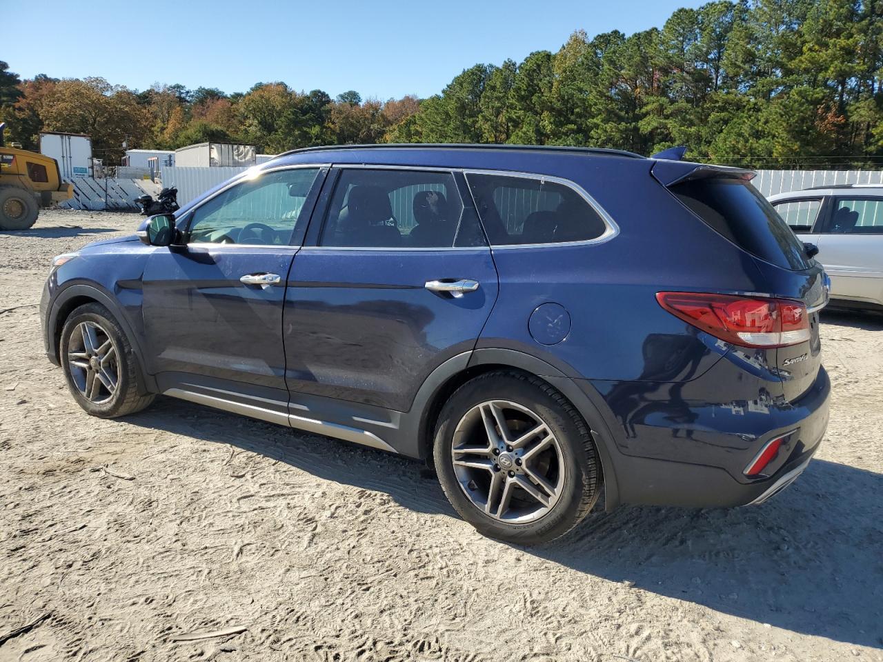 2018 Hyundai Santa Fe Se Ultimate - Image 2