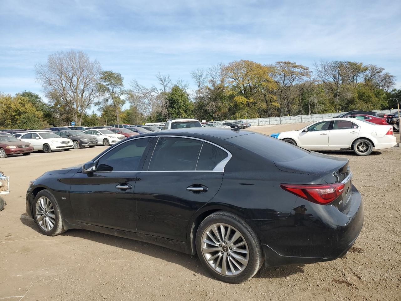 2019 Infiniti Q50 Luxe - Фото 2