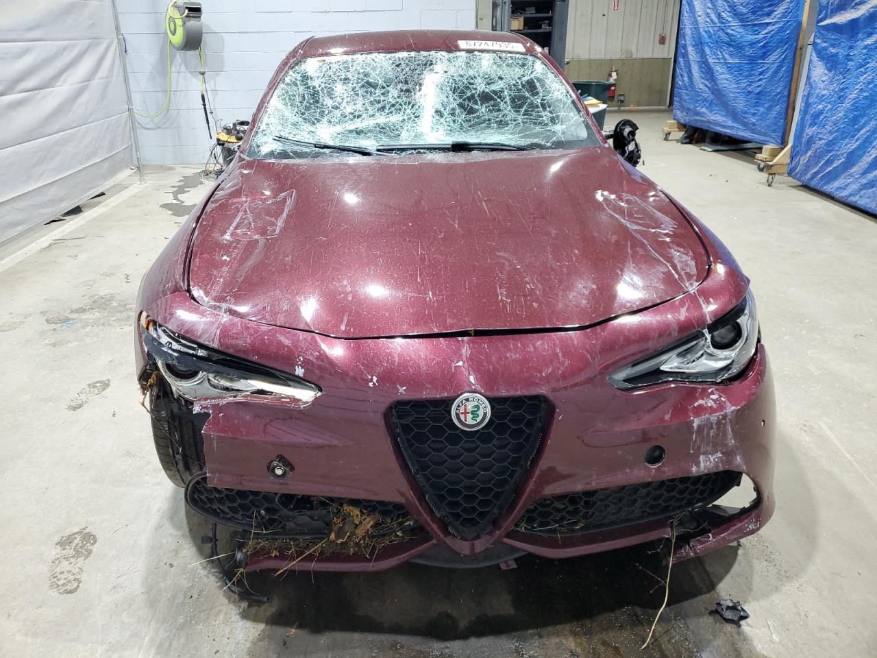 2019 Alfa Romeo Giulia Ti - Фото 5