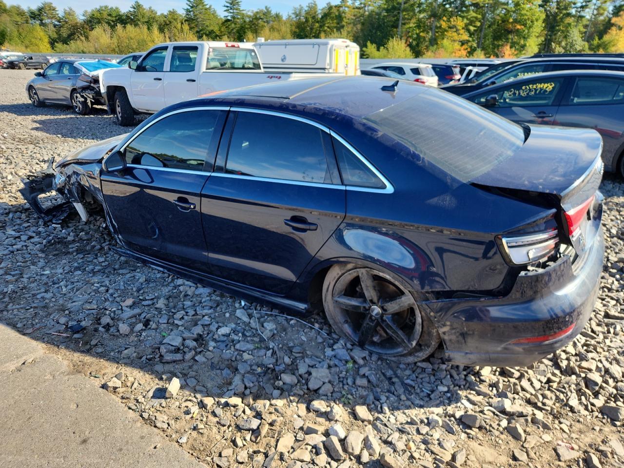 2017 Audi A3 Premium Plus - Фото 2