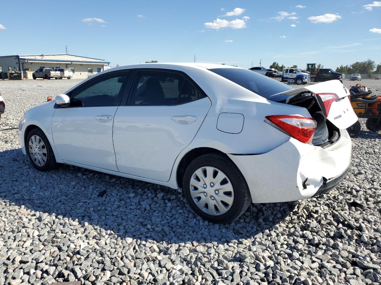 2016 Toyota Corolla L - Фото 2