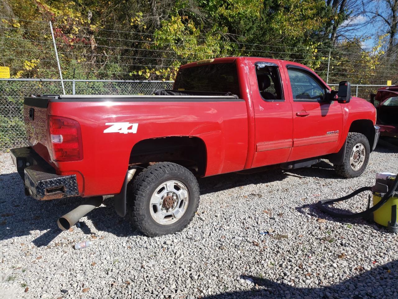 2011 Chevrolet Silverado K2500 Heavy Duty Ltz - Фото 3