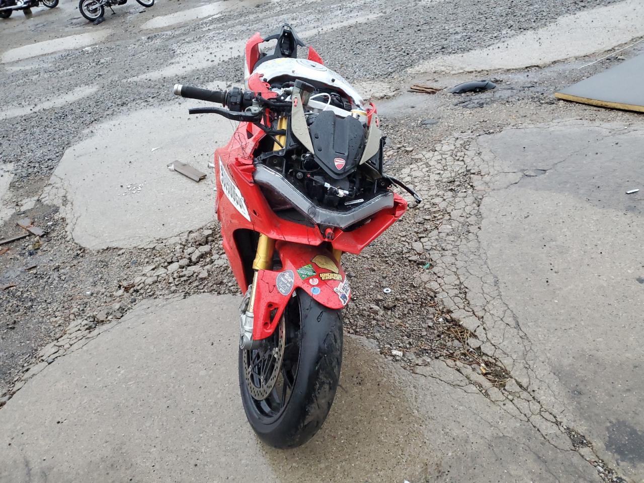 2023 Ducati Panigale V4S - Image 2