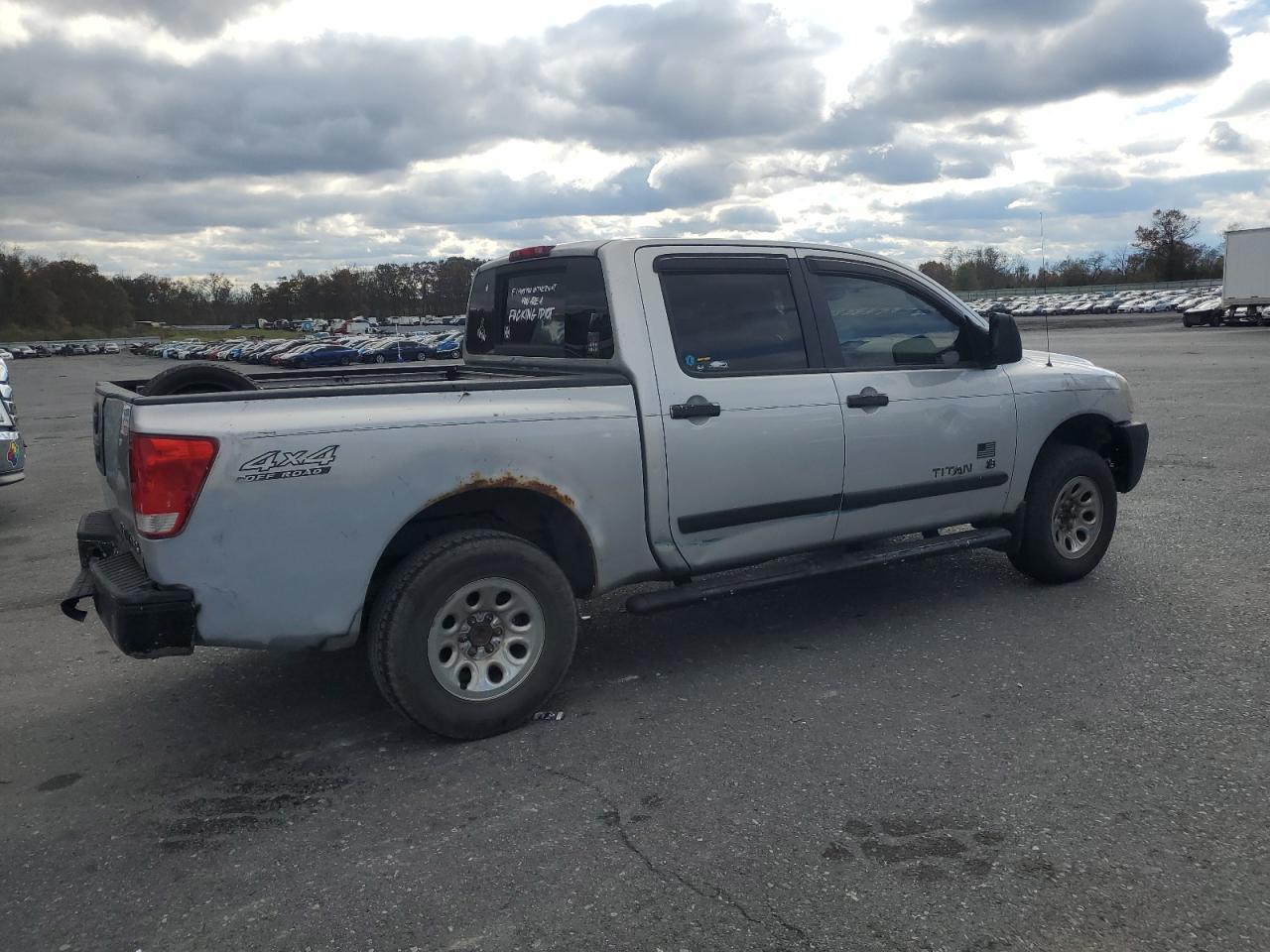2007 Nissan Titan Xe - Фото 3