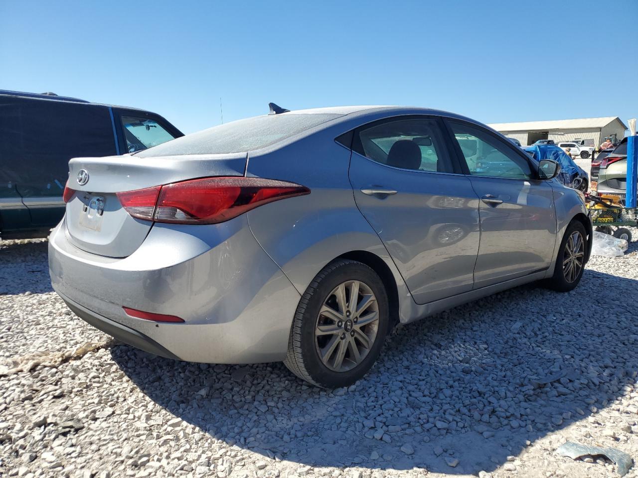 2015 Hyundai Elantra Se - Image 3
