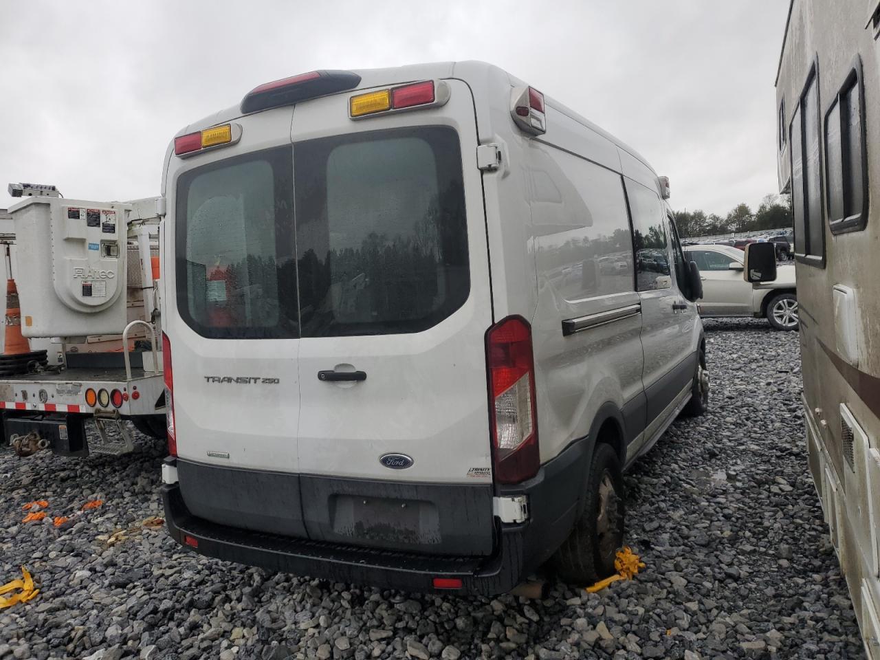 2021 Ford Transit Ambulance - Фото 3