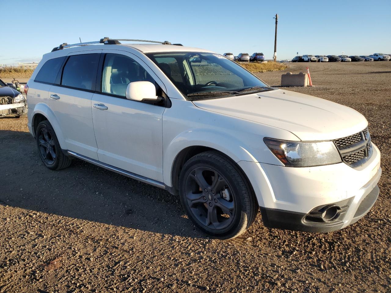 2018 Dodge Journey Crossroad - Image 4