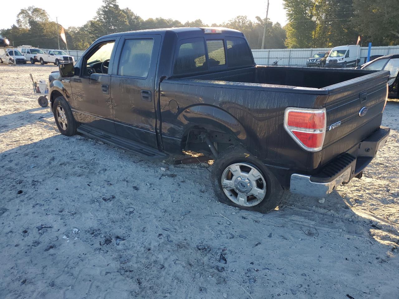 2014 Ford F150 Supercrew - Фото 2