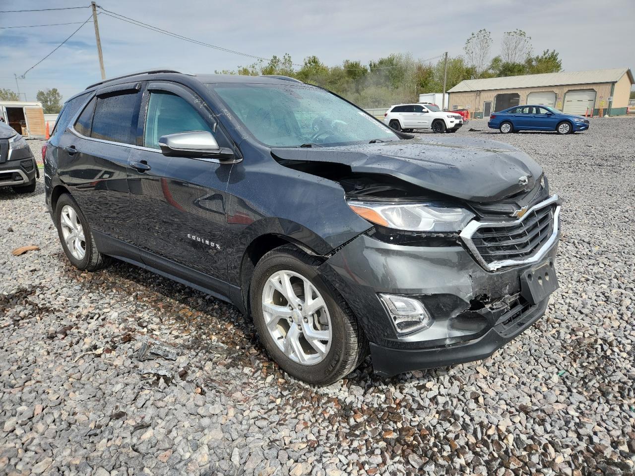 2019 Chevrolet Equinox Lt - Image 4
