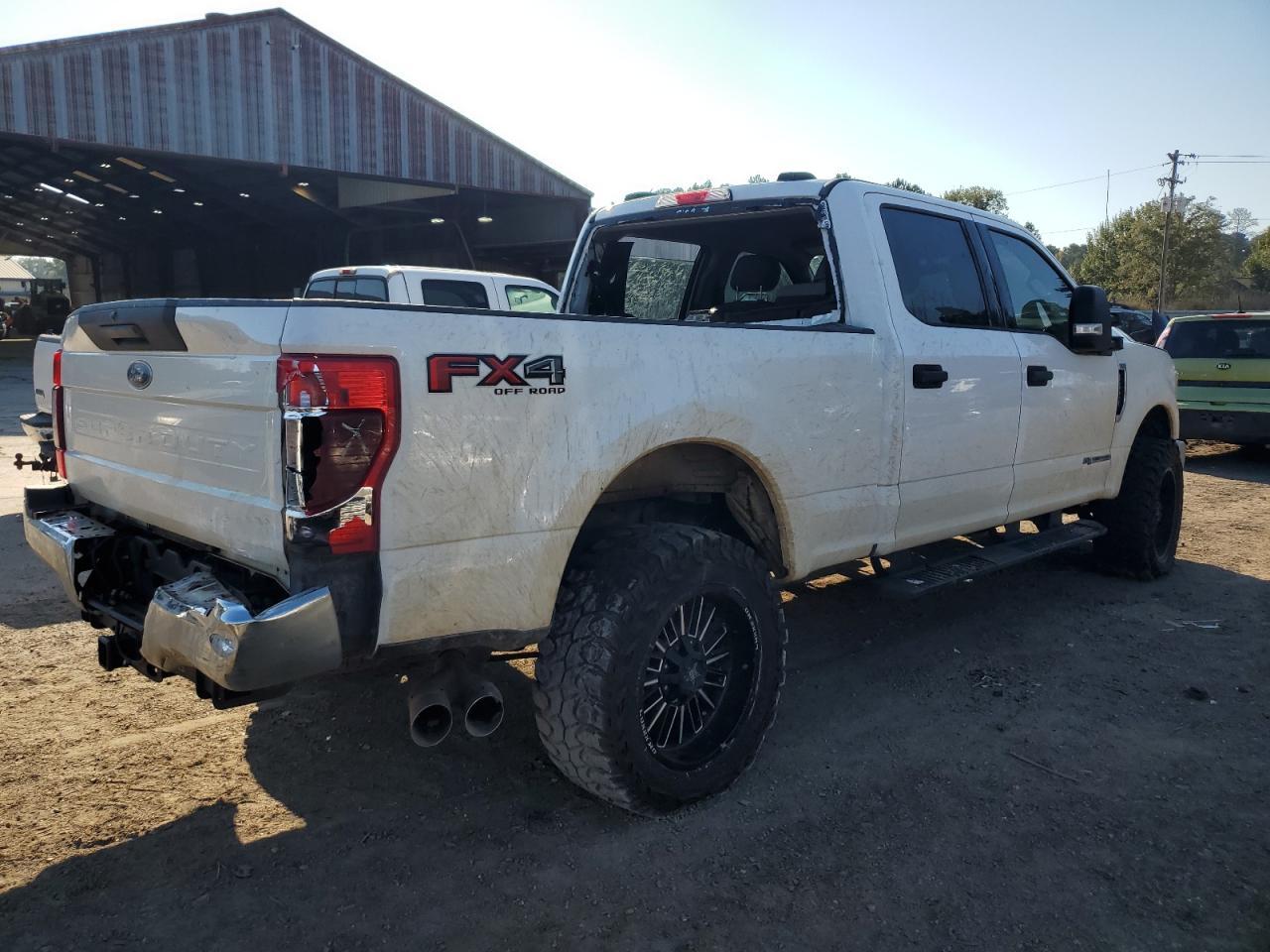 2021 Ford F250 Super Duty - Image 3