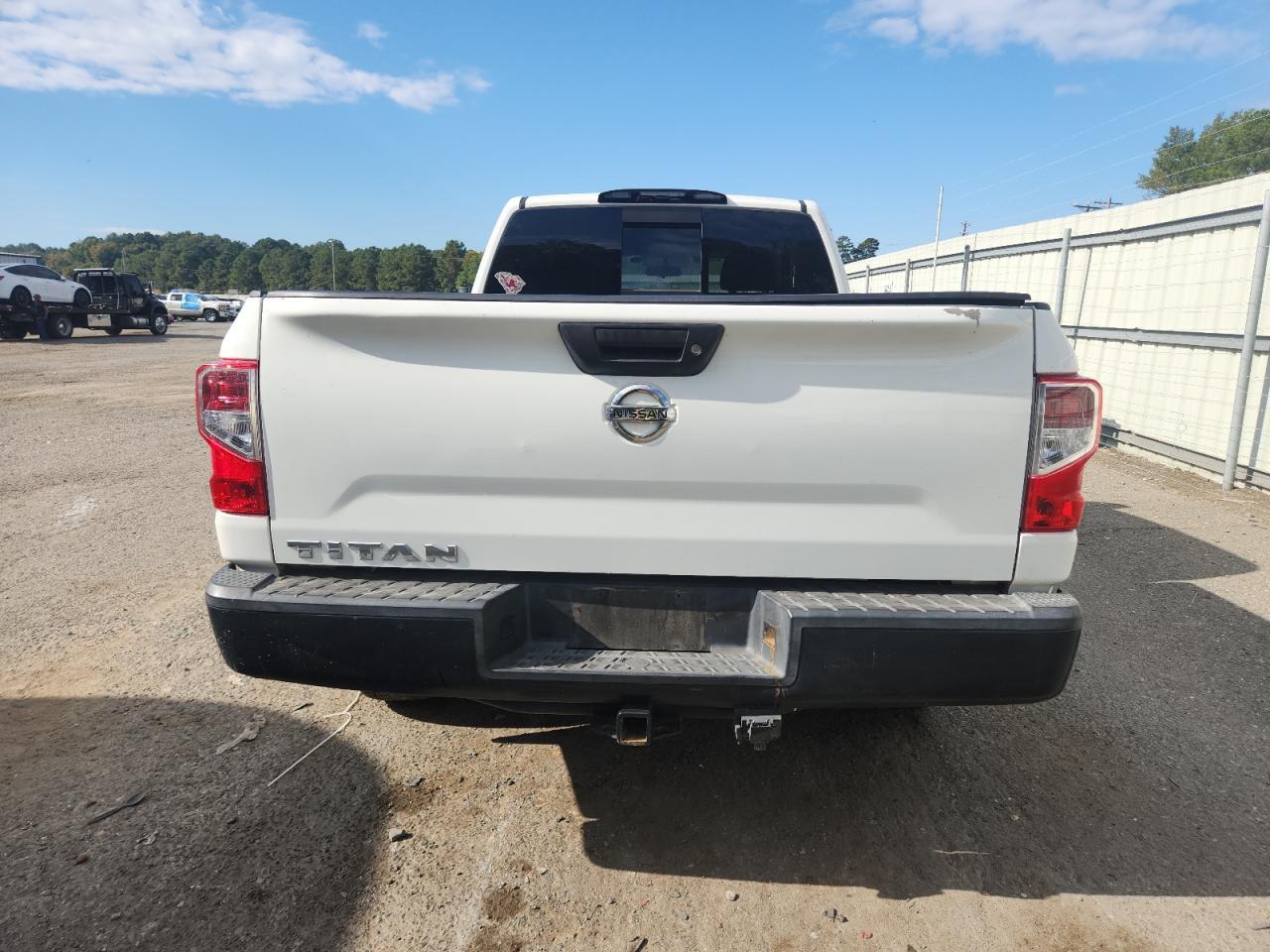 2017 Nissan Titan Sv - Фото 6