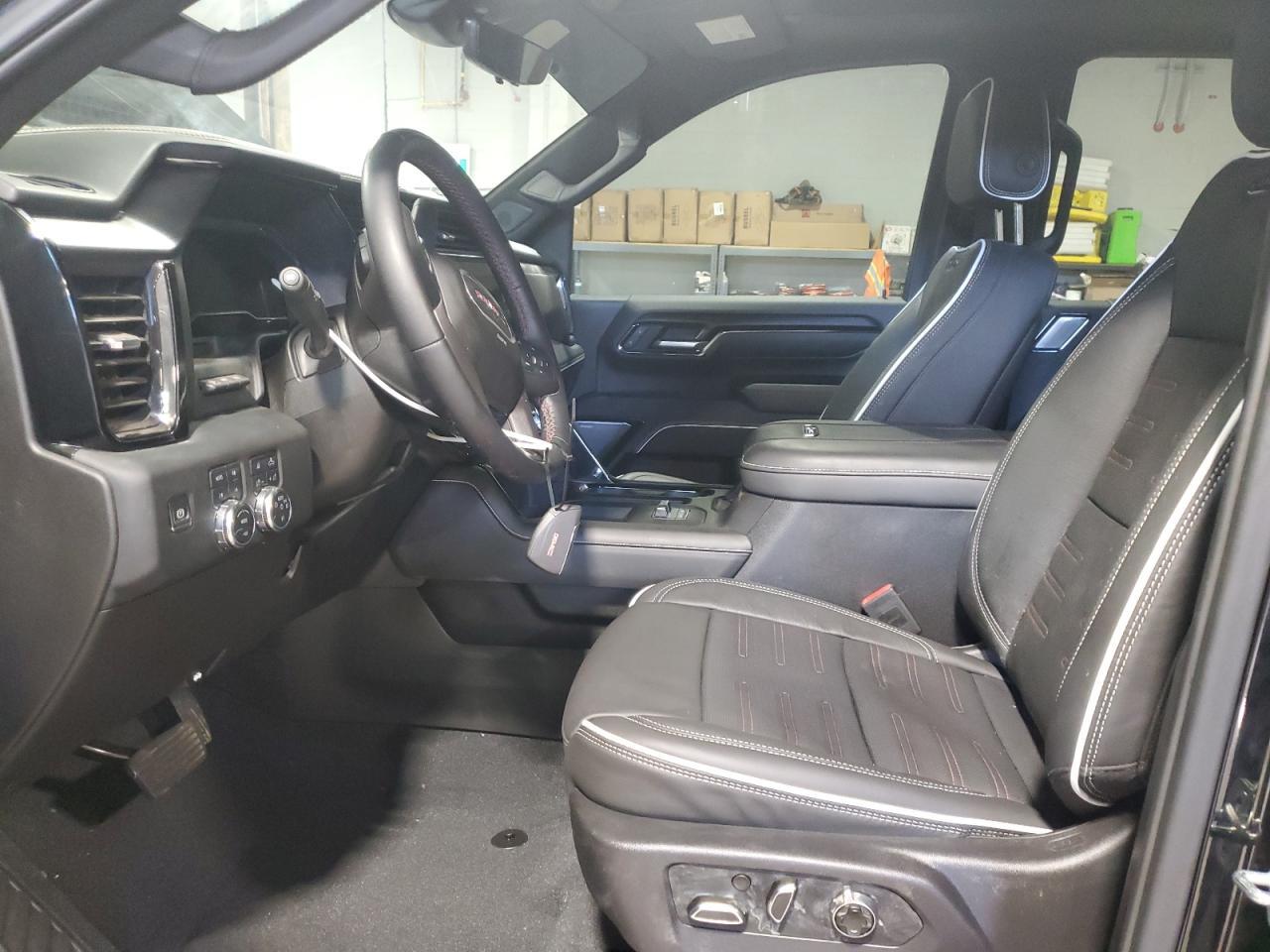 2025 GMC Sierra K2500 At4X - Image 7