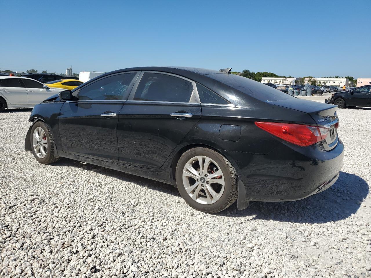 2011 Hyundai Sonata Se - Image 2