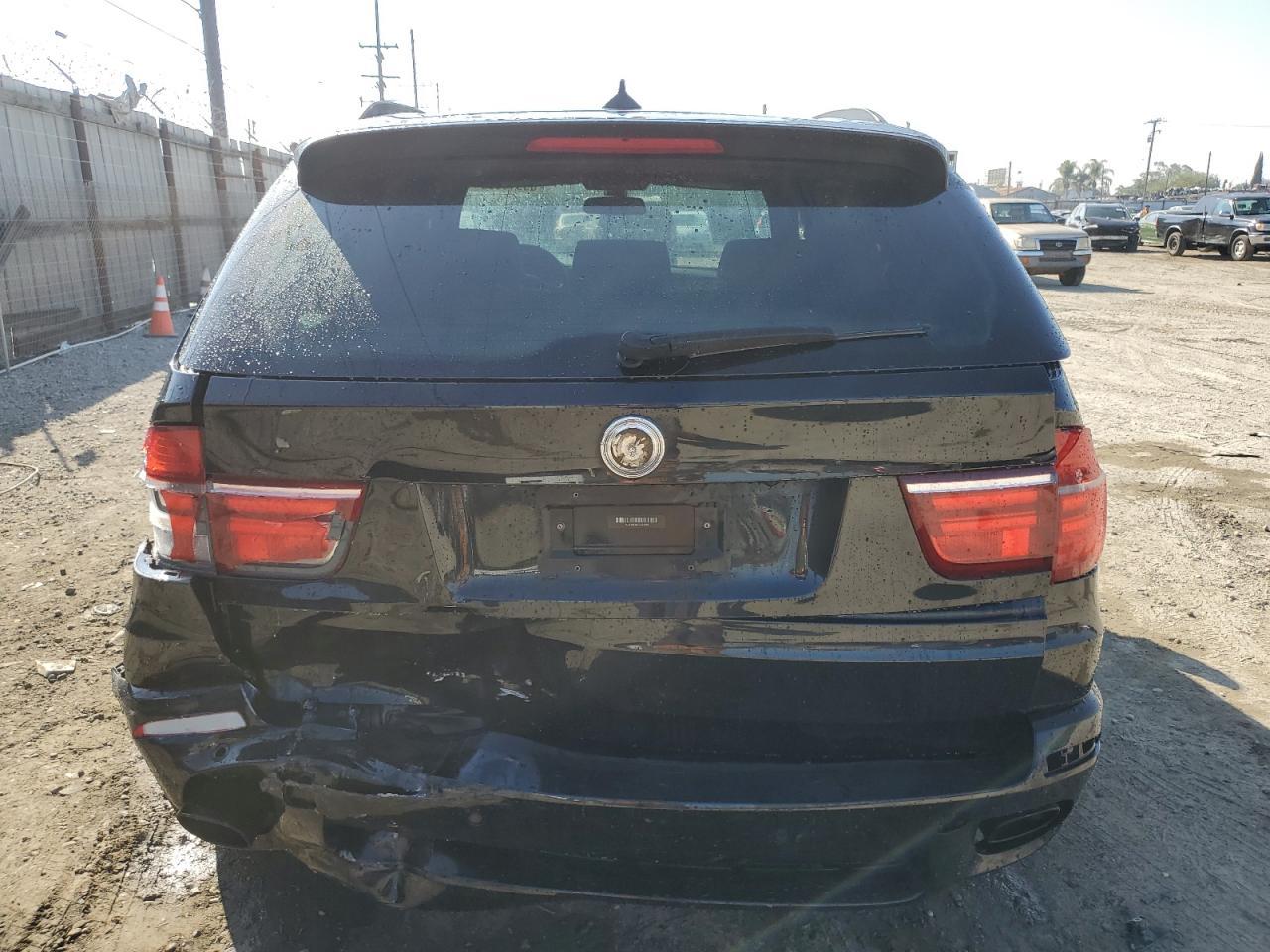 2012 BMW X5 xDrive50I - Image 6