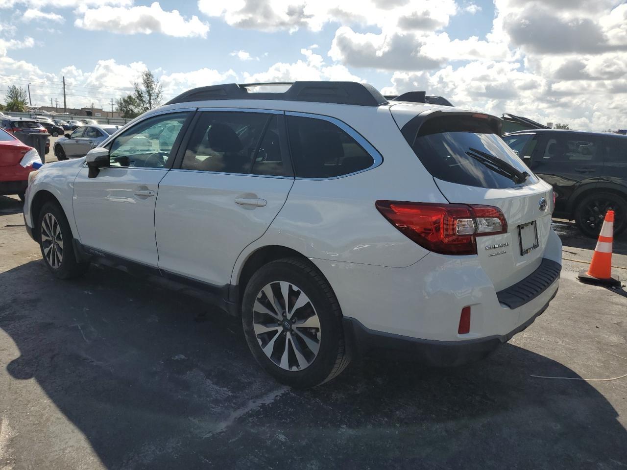 2016 Subaru Outback 2.5I Limited - Image 2