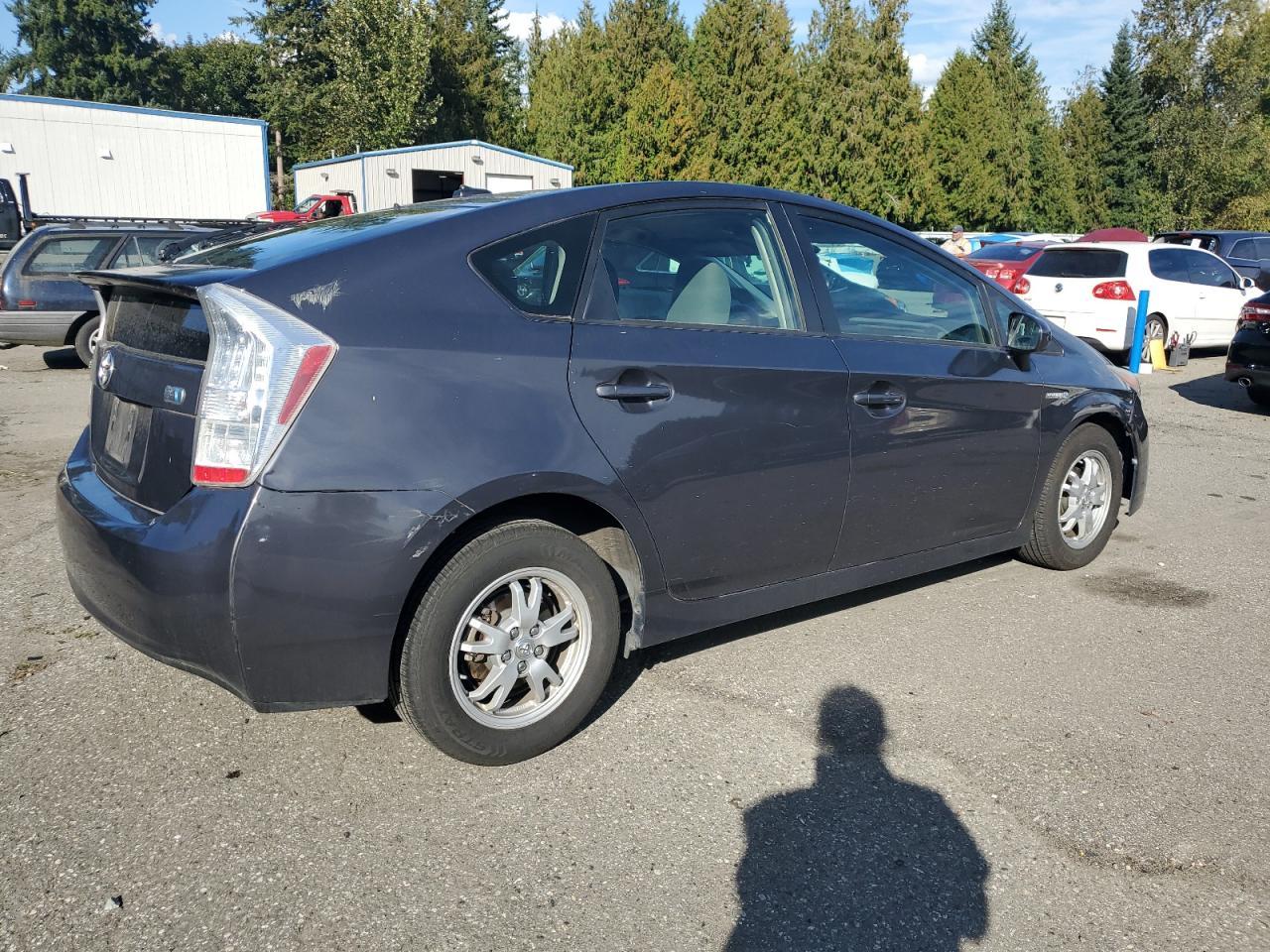 2010 Toyota Prius - Фото 3