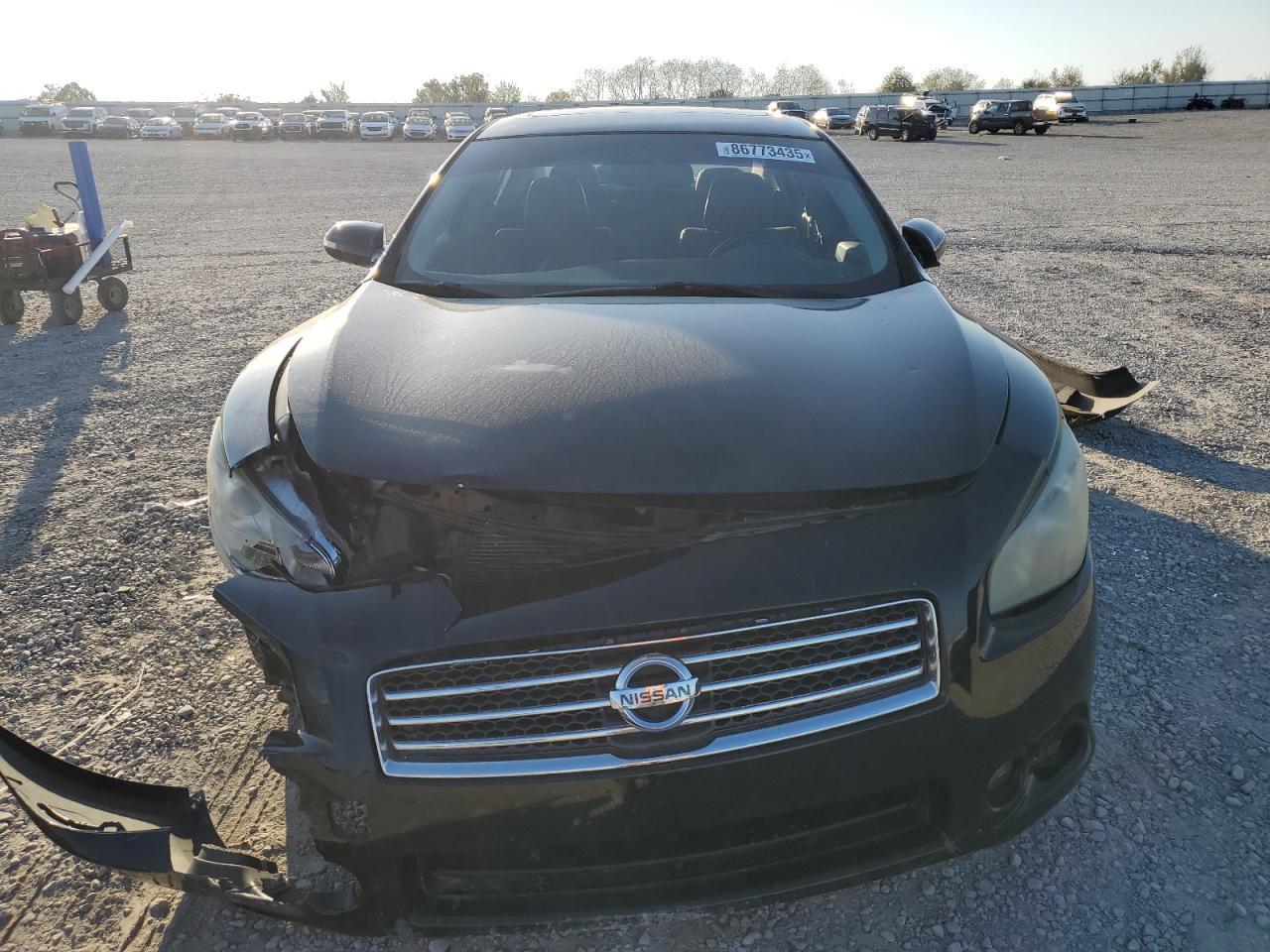 2011 Nissan Maxima S - Image 5