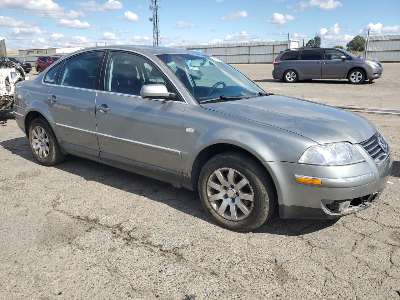 2003 Volkswagen Passat Gls - Фото 4