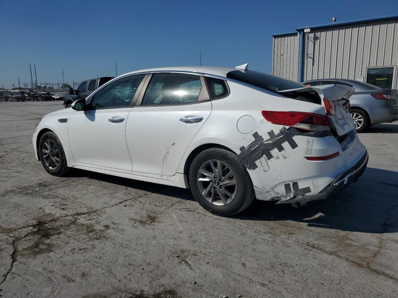 2019 Kia Optima Lx - Фото 2