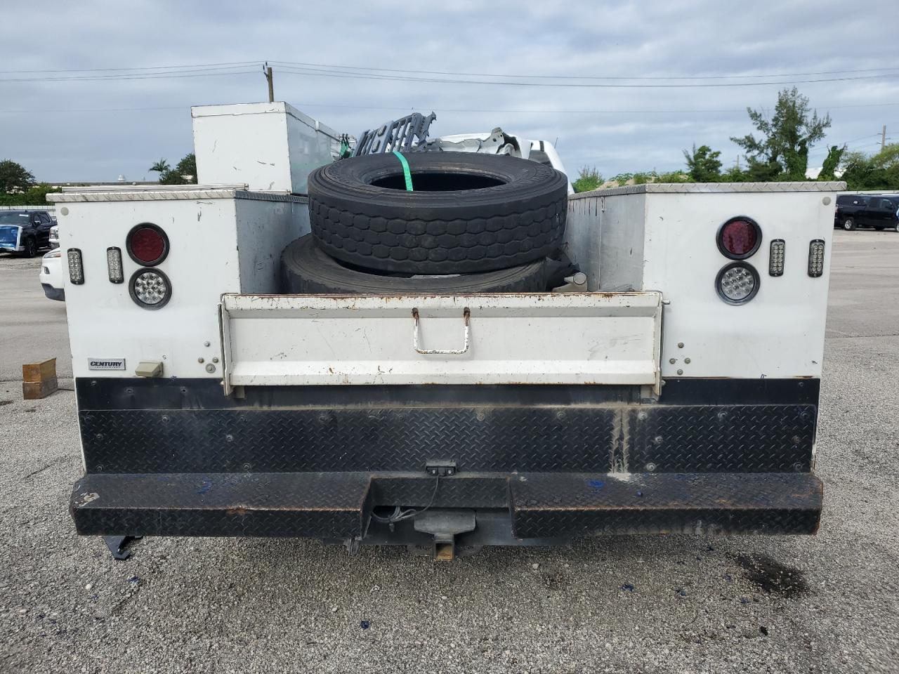 2018 Chevrolet Silverado K3500 - Image 6