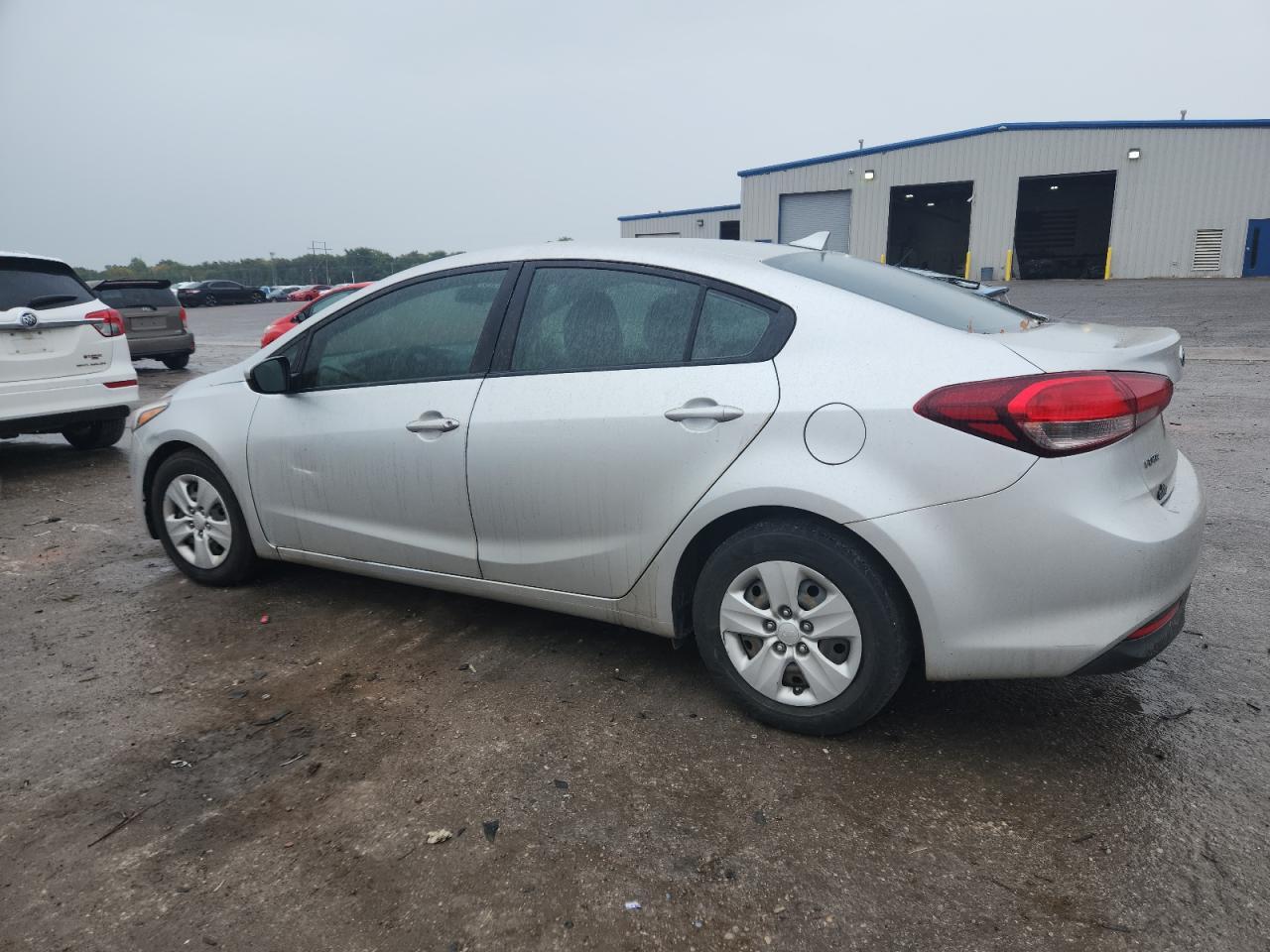 2017 Kia Forte Lx - Image 2