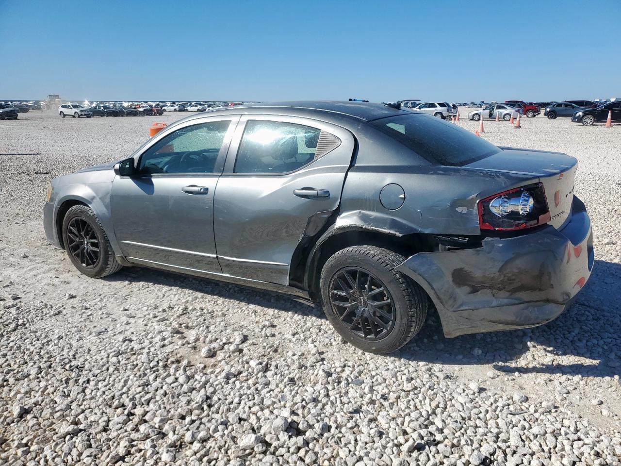 2012 Dodge Avenger Se - Фото 2