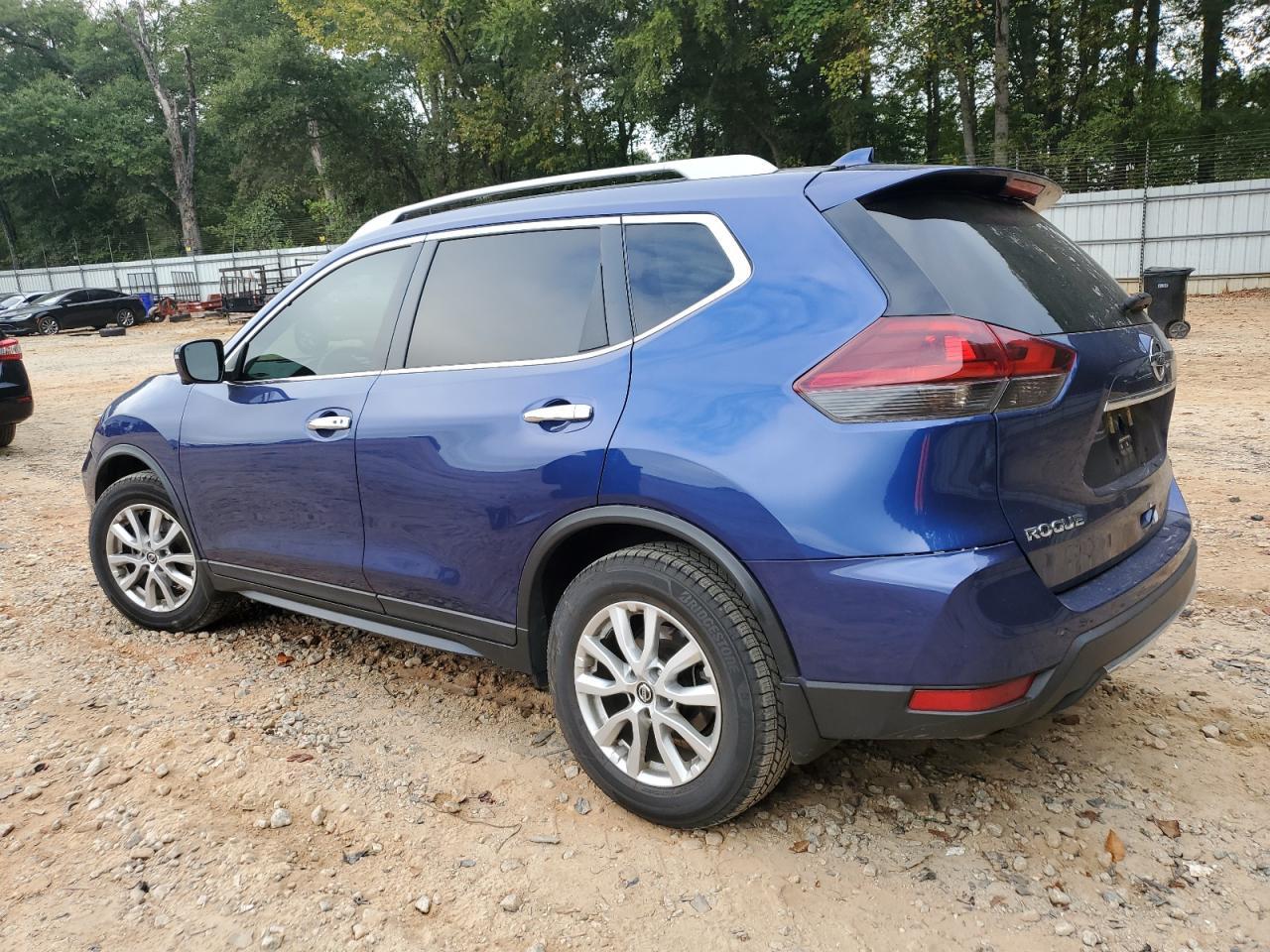 2018 Nissan Rogue S - Фото 2