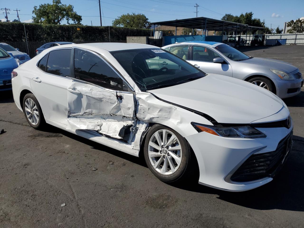 2023 Toyota Camry Le - Image 4