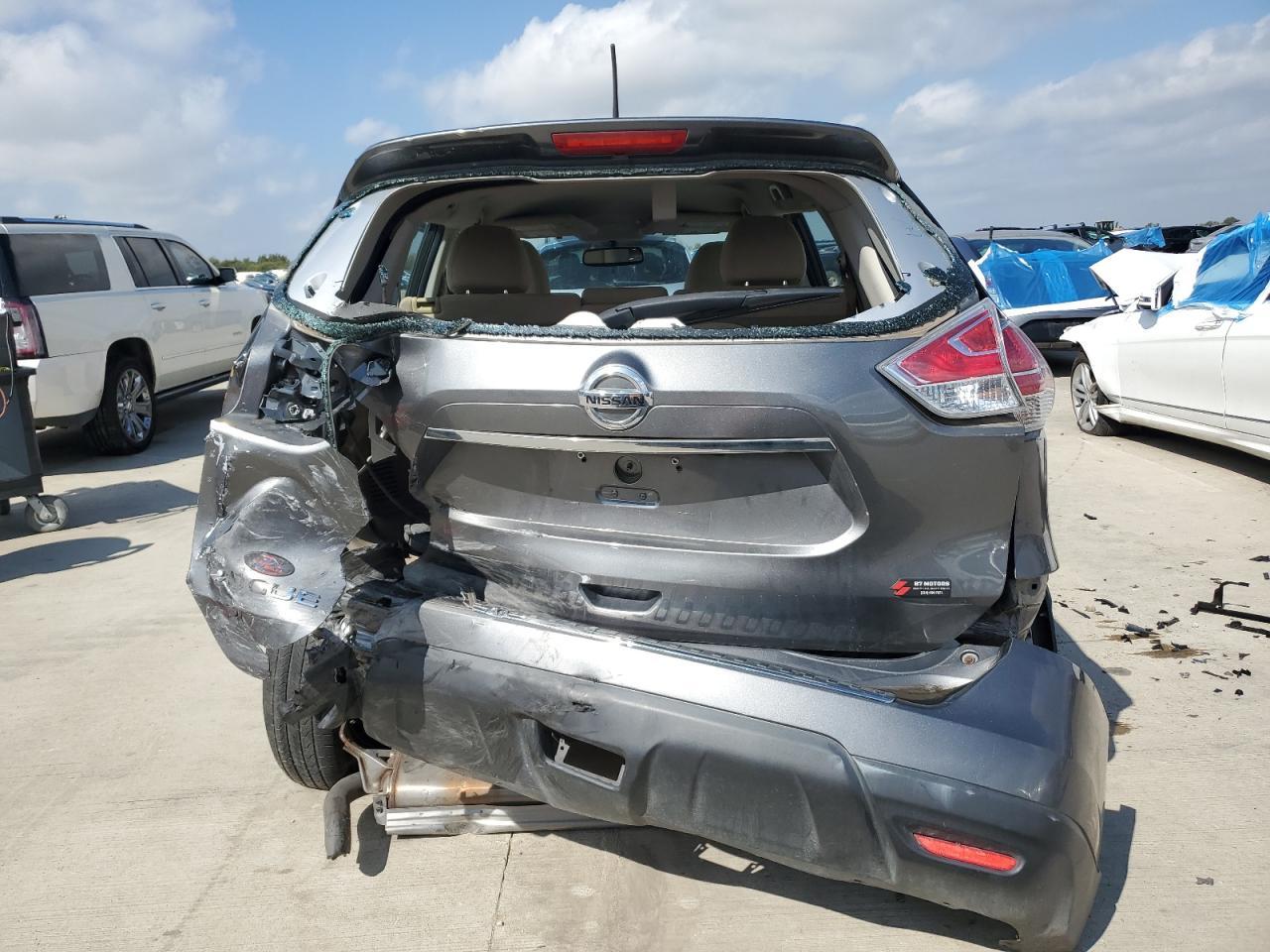 2015 Nissan Rogue S - Фото 6