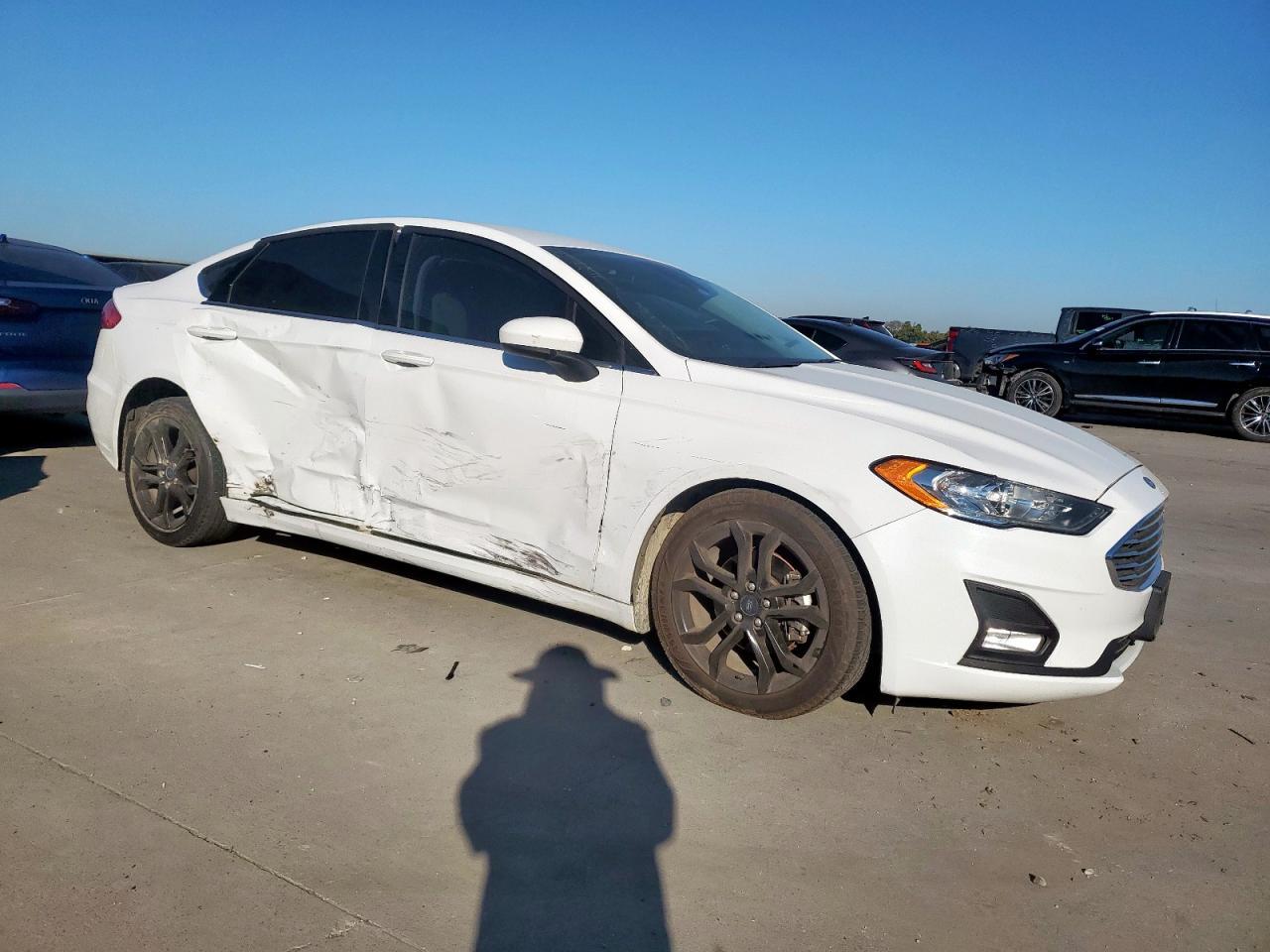 2020 Ford Fusion Se - Фото 4
