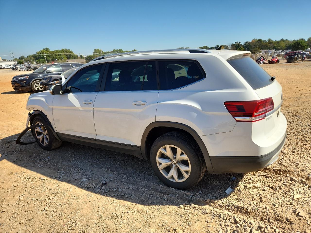2018 Volkswagen Atlas S - Фото 2