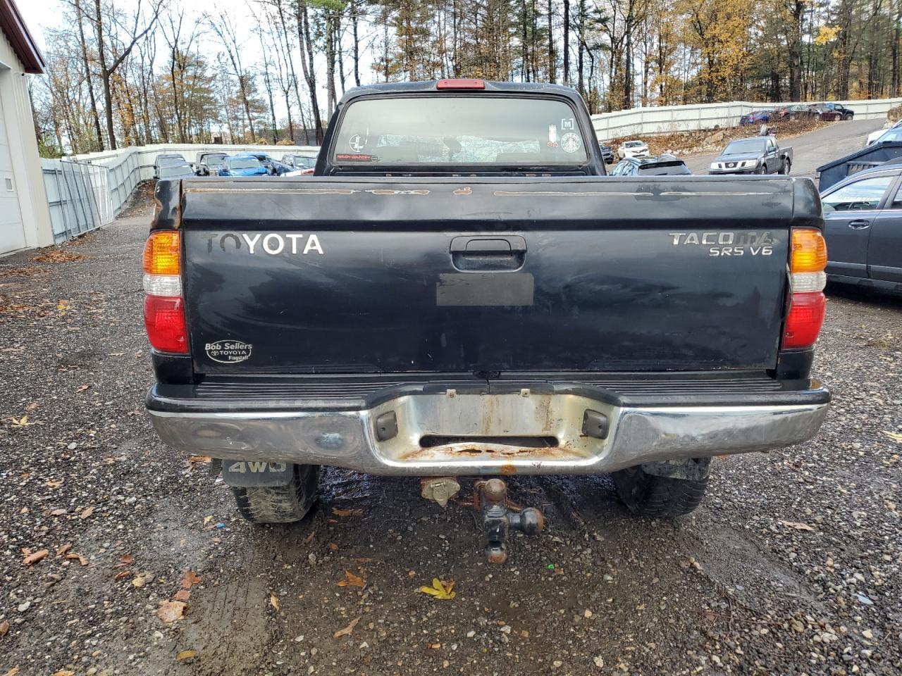 2004 Toyota Tacoma Xtracab - Image 6