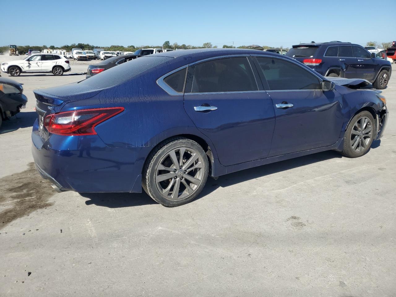 2017 Nissan Altima 2.5 - Фото 3