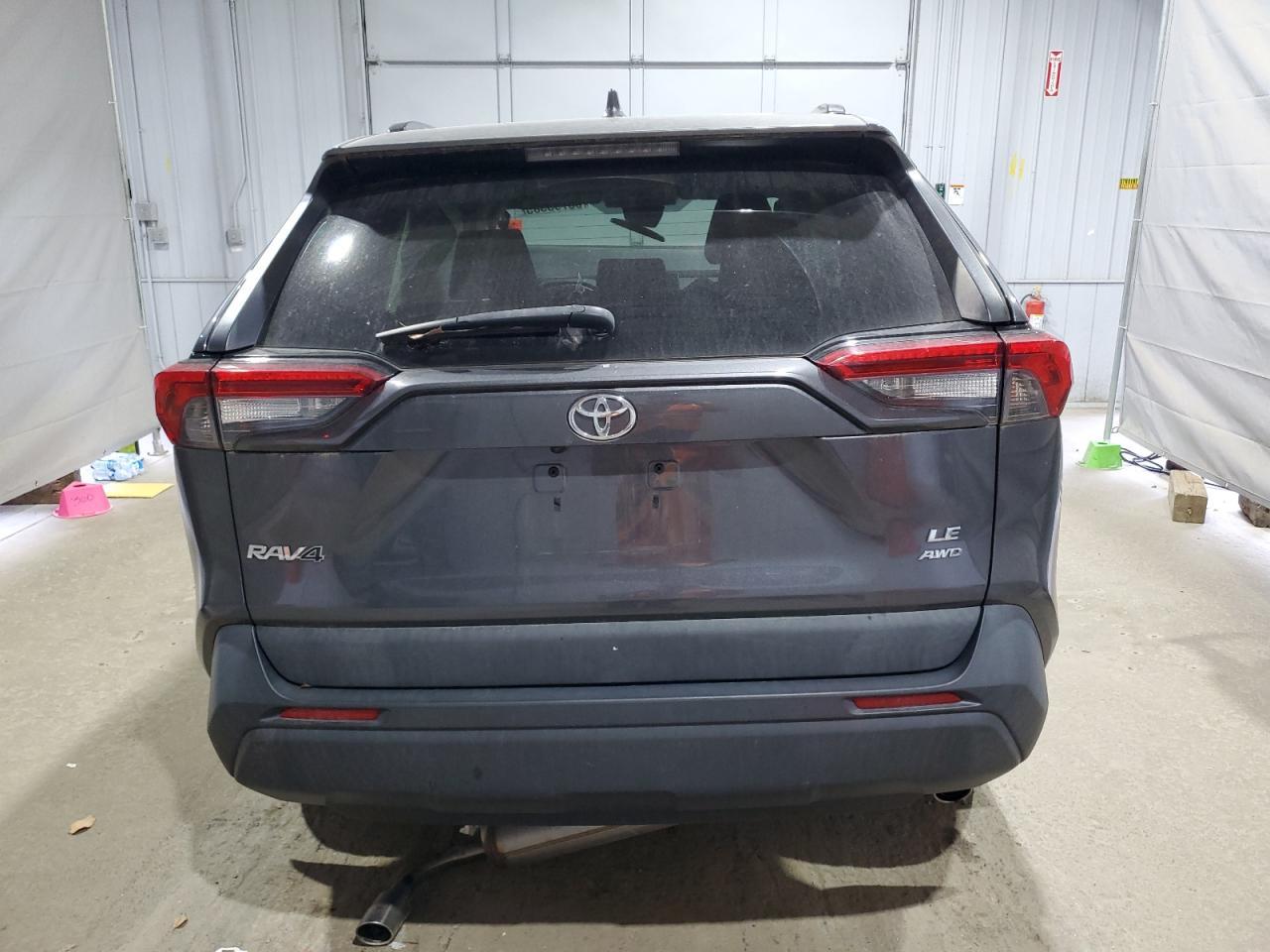 2019 Toyota Rav4 Le - Image 6