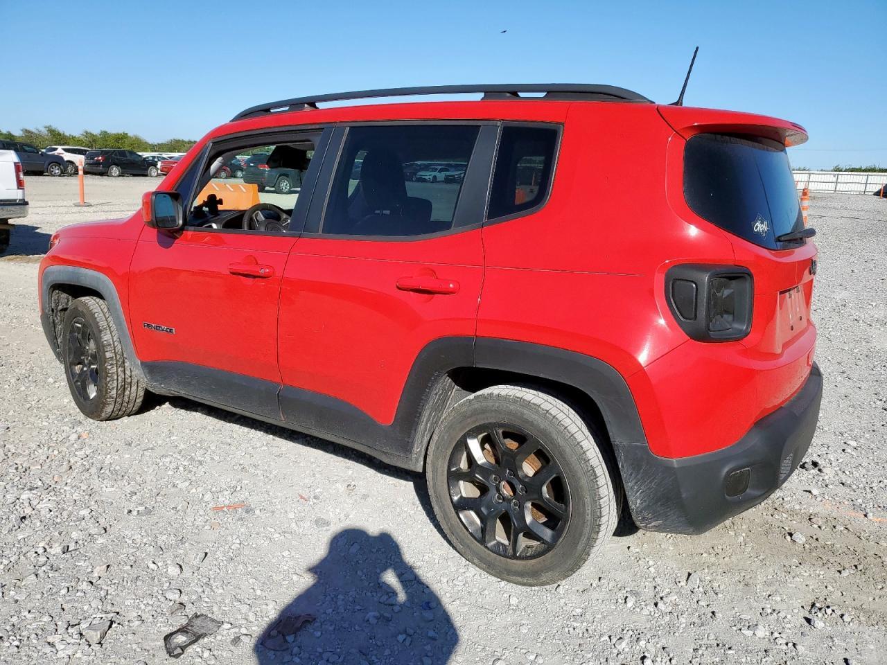 2018 Jeep Renegade Latitude - Фото 2