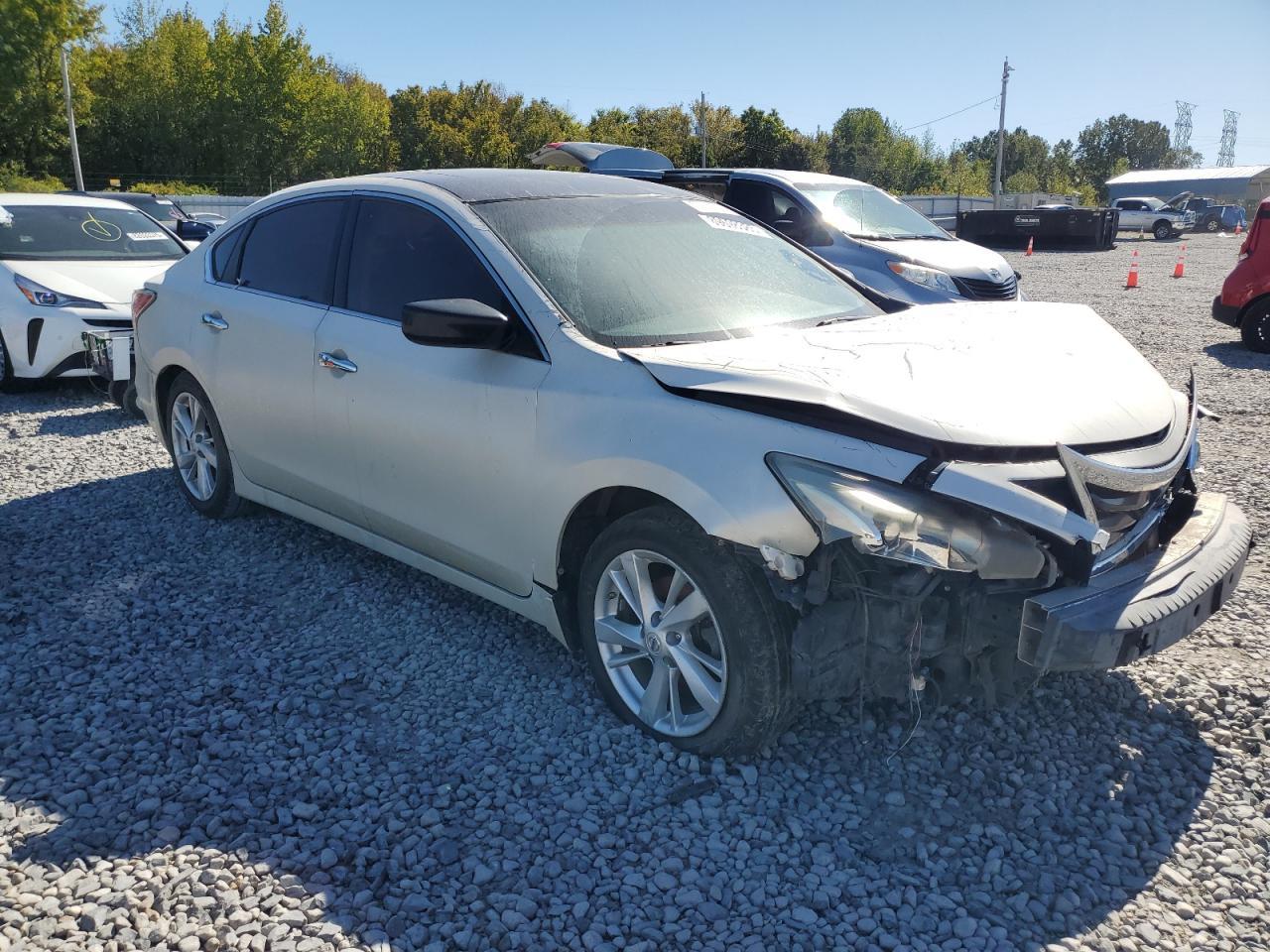 2015 Nissan Altima 2.5 - Фото 4