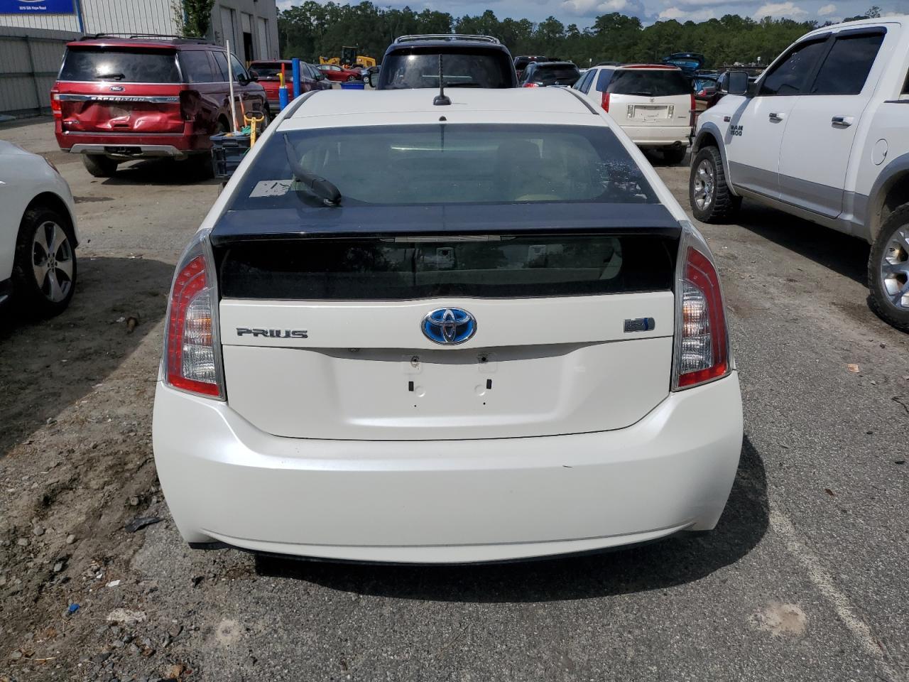 2012 Toyota Prius - Фото 6