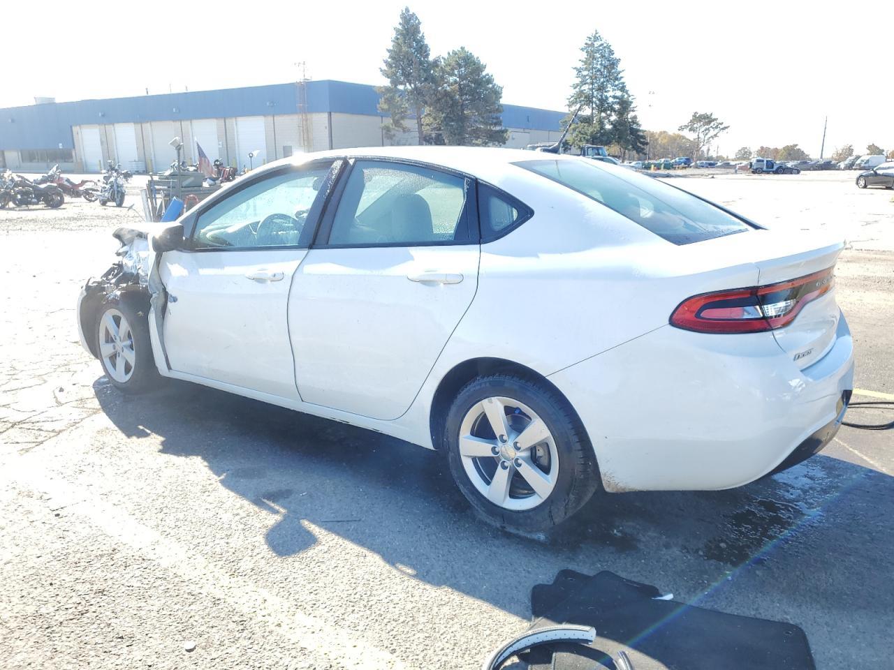 2016 Dodge Dart Sxt - Фото 2