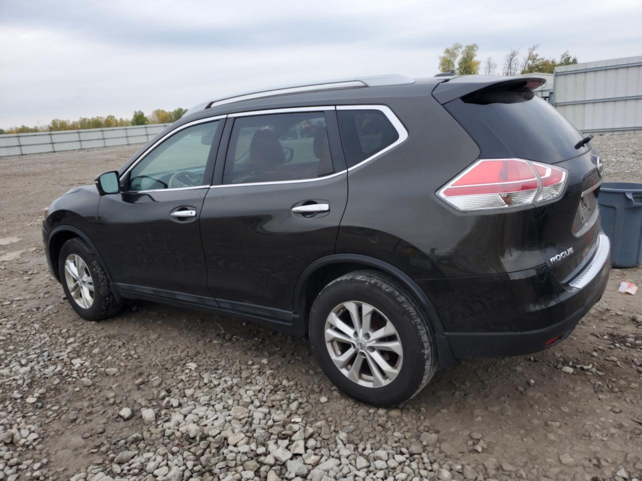 2015 Niss Rogue Sv - Image 2