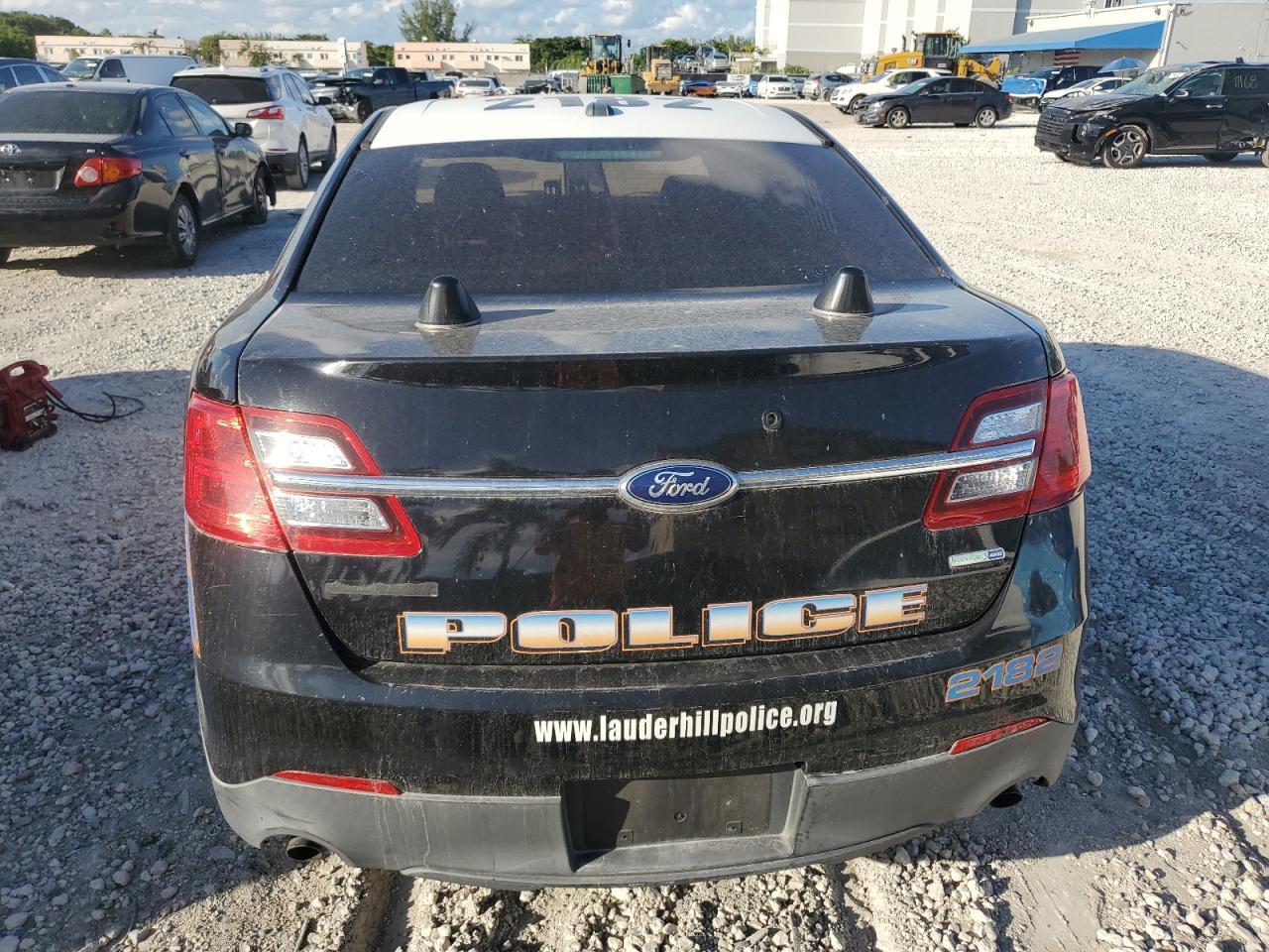 2015 Ford Taurus Police Interceptor - Image 6