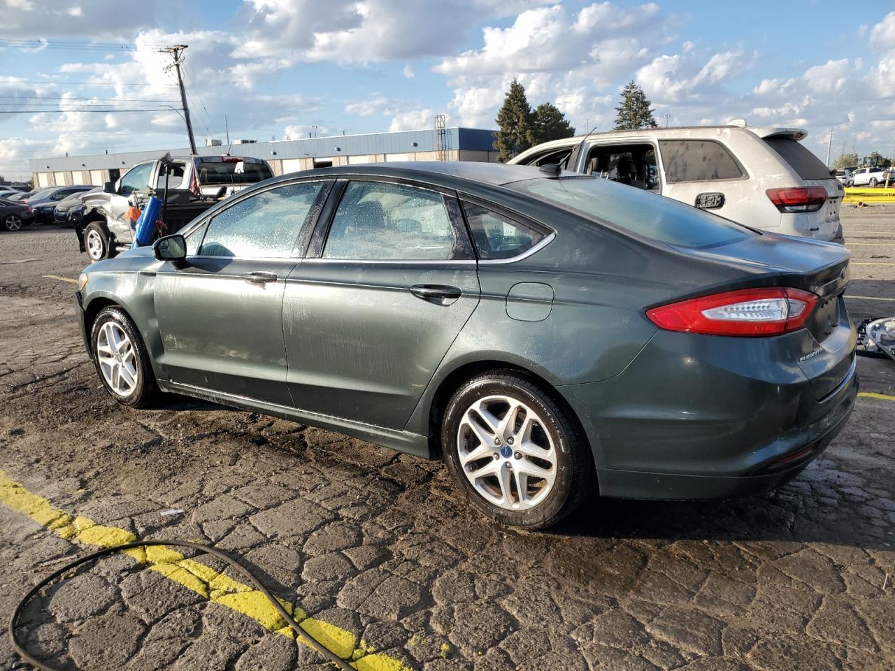 2016 Ford Fusion Se - Фото 2