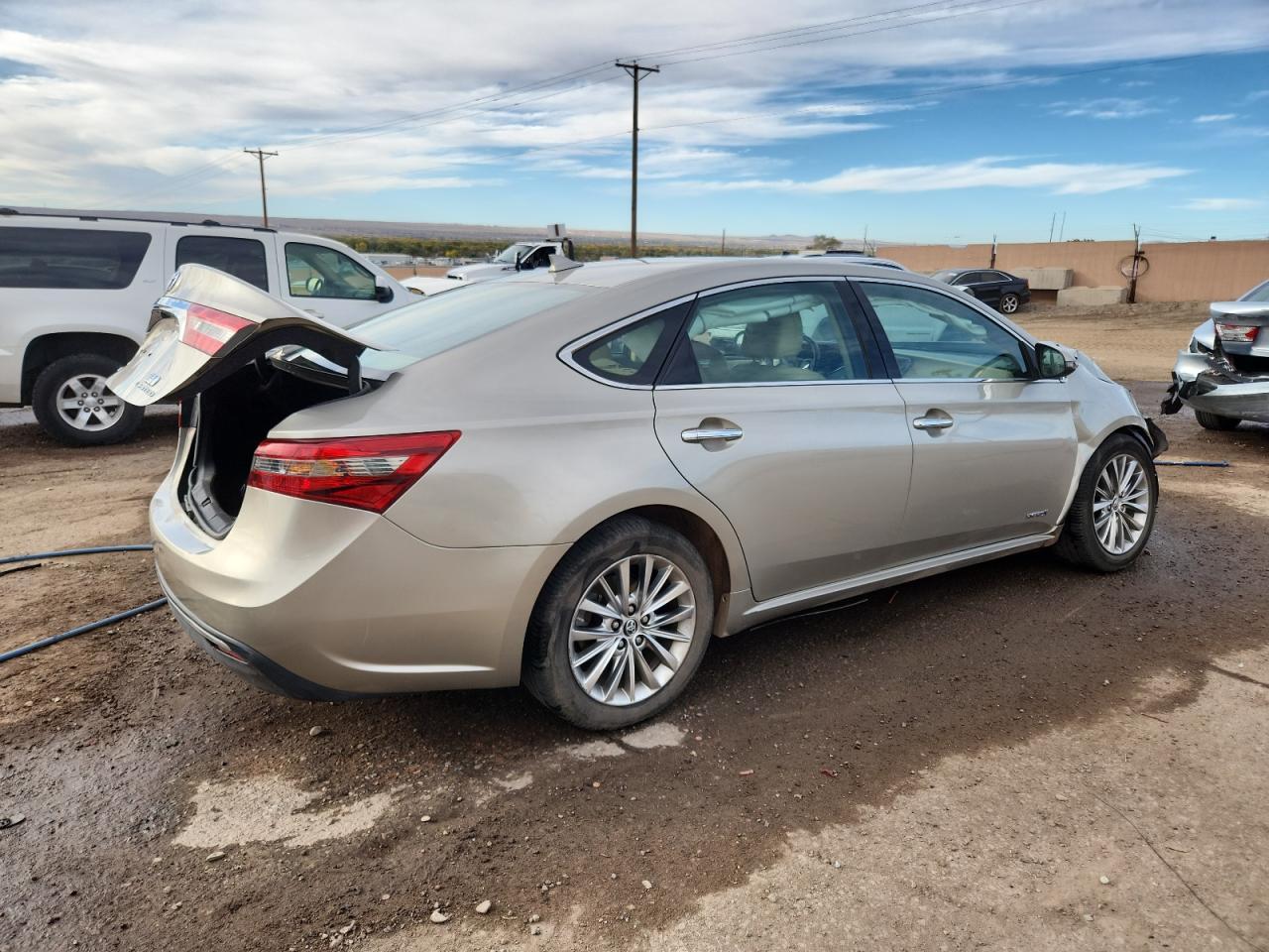 2016 Toyota Avalon Hybrid - Фото 3